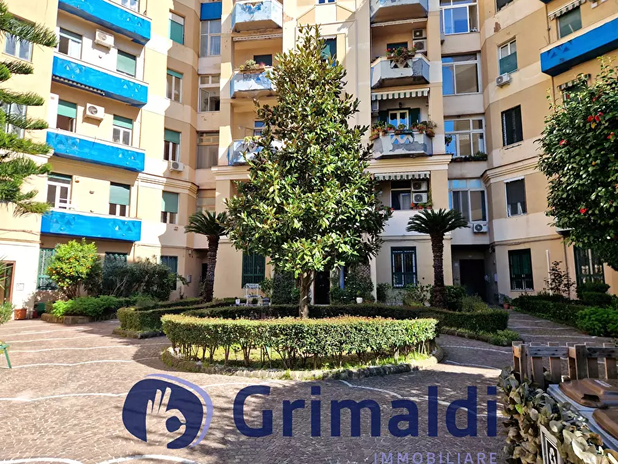 Immagine 4 di Trilocale in vendita  in Via Giacinto Gigante 10 a Napoli