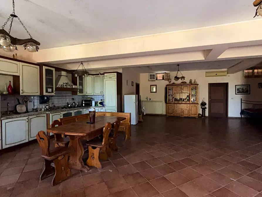 Immagine 9 di Casa indipendente in vendita  in Via delle Acacie 19 a Aprilia