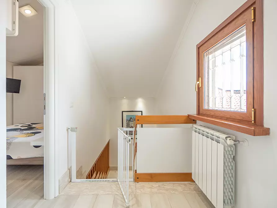 Immagine 76 di Villa in vendita  in Via Moricone a Albano Laziale