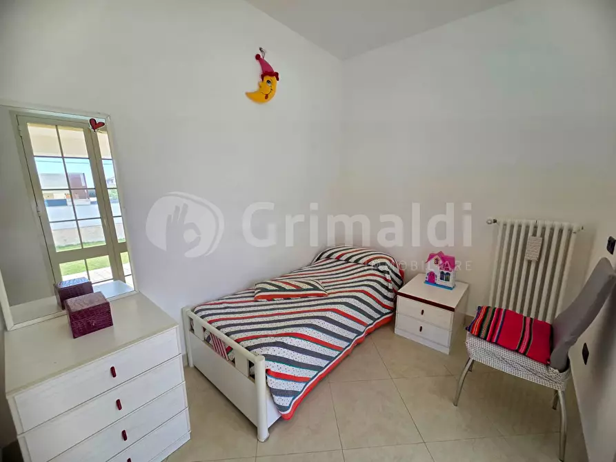 Immagine 11 di Casa indipendente in vendita  a Noto