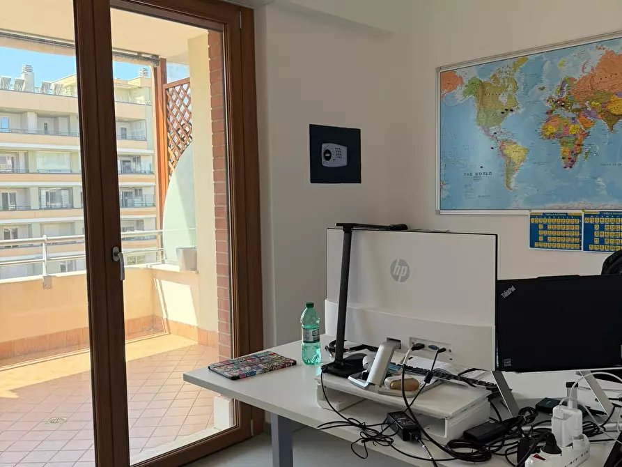 Immagine 17 di Appartamento in vendita  in Via Francesco Menzio a Roma