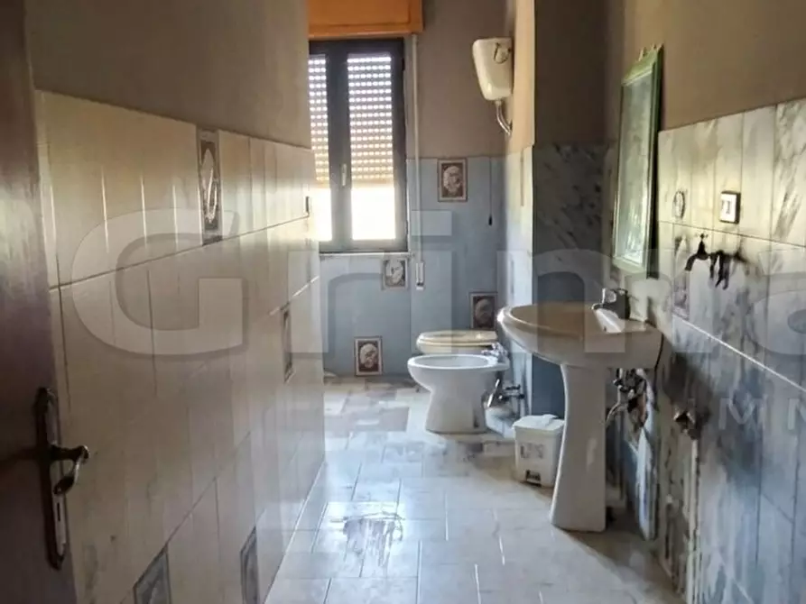 Immagine 38 di Palazzo in vendita  in Via Sferracavallo Snc a San Martino Valle Caudina