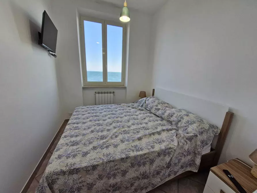 Immagine 17 di Quadrilocale in affitto  in Via Molo Innocenziano 44 a Anzio