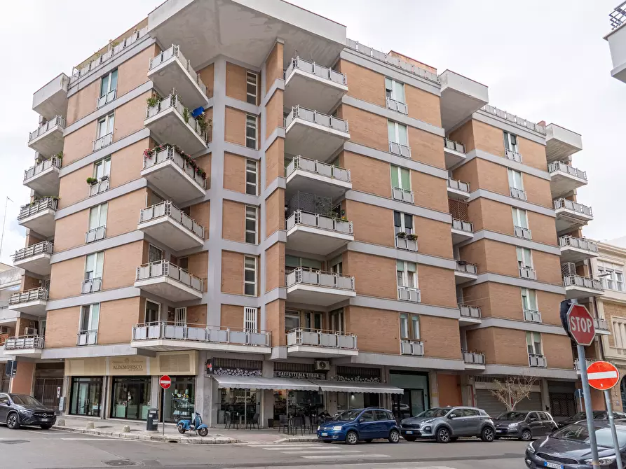 Immagine 27 di Pentalocale in vendita  in Via Salvatore Grande 12 a Lecce