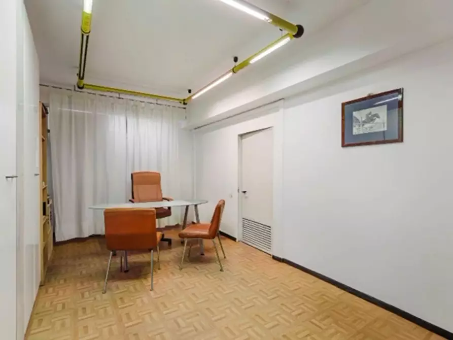 Immagine 17 di Quadrilocale in vendita  in Viale Paolo Onorato Vigliani 13 a Milano