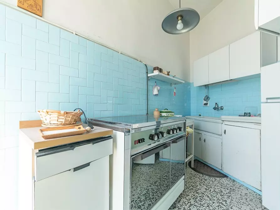 Immagine 9 di Quadrilocale in vendita  in Via Regina Elena 23 a Lecce