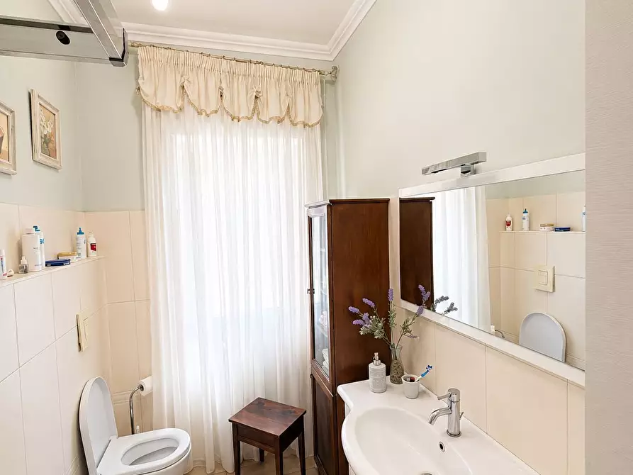 Immagine 9 di Trilocale in vendita  in Via Rodi 6 a Nettuno