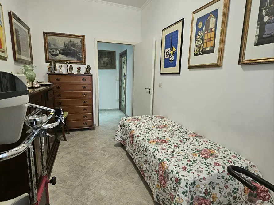 Immagine 15 di Quadrilocale in vendita  in Via Federico Zeri 3 a Lecce