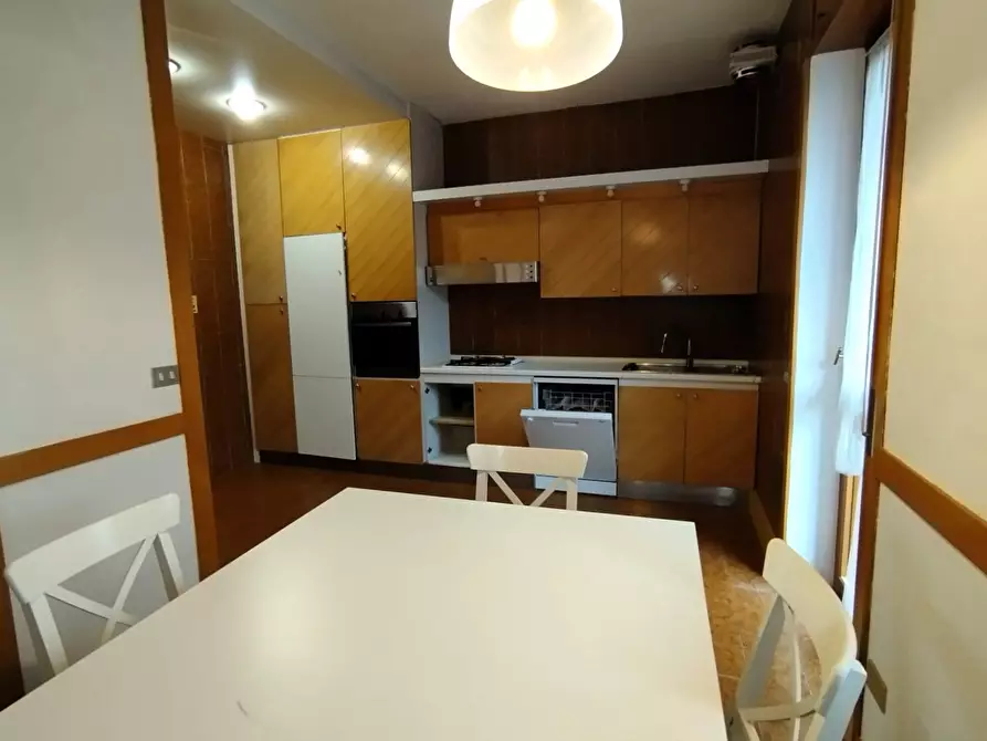 Immagine 6 di Trilocale in affitto  in Via Decembrio 25 a Milano