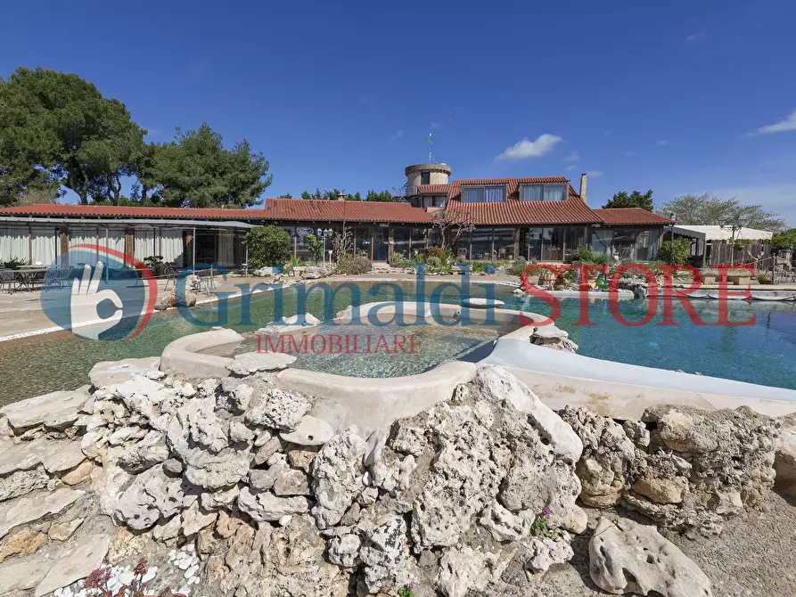 Immagine 50 di Casa indipendente in vendita  in C.S. Lu Monte 1 a Lizzanello