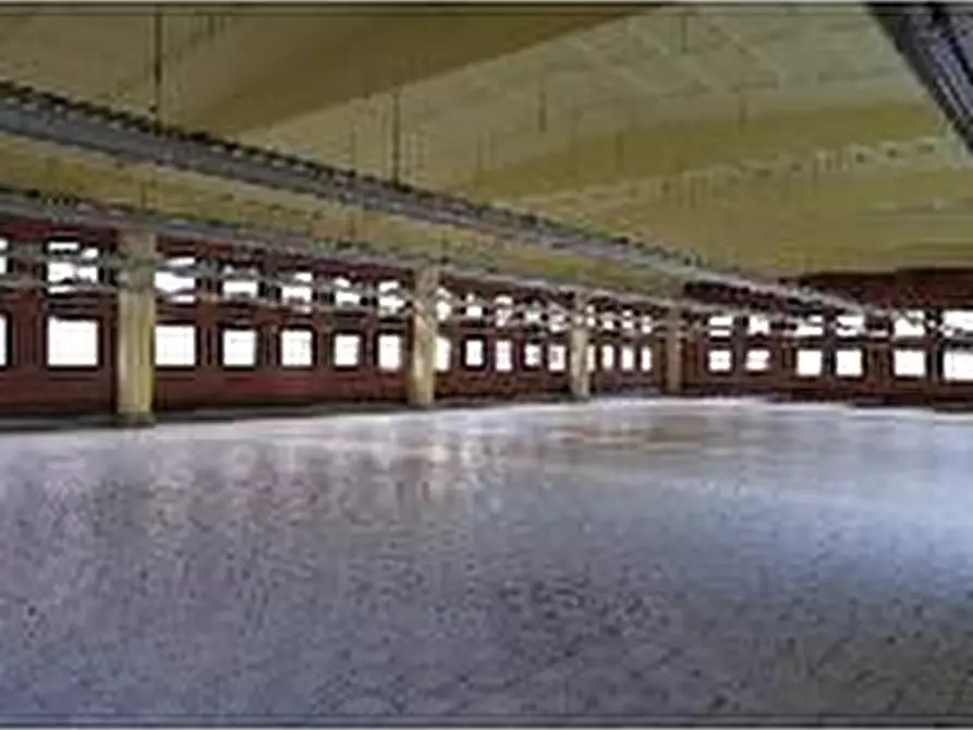 Immagine 6 di Attività artigianale in vendita  in via Lambro 40 a Castelmarte