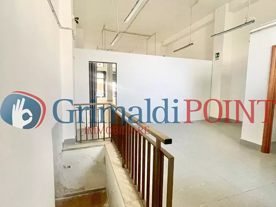 Immagine 11 di Locale commerciale in vendita  in Via Don Luigi Sturzo 53 a Lecce