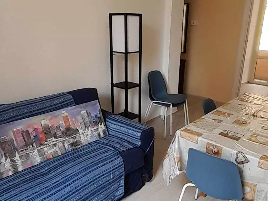 Immagine 1 di Trilocale in affitto  in via nazario sauro 1 a Anzio