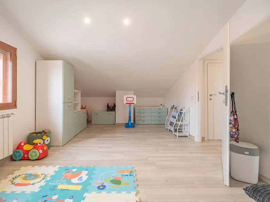 Immagine 95 di Villa in vendita  in Via Moricone a Albano Laziale