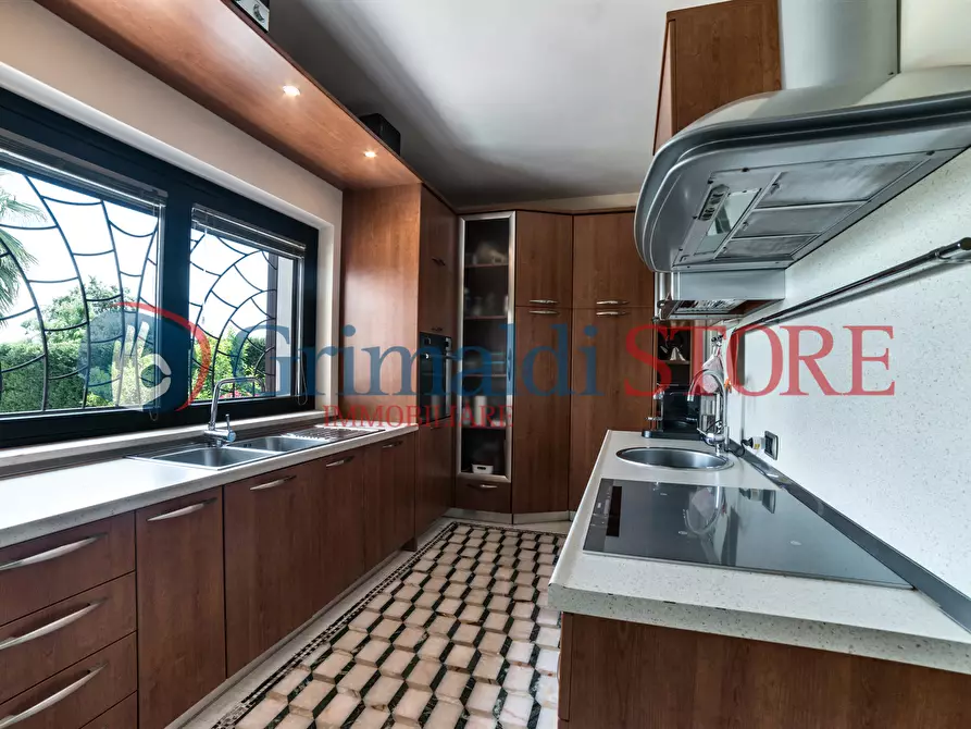 Immagine 70 di Villa in vendita  a Grottaglie