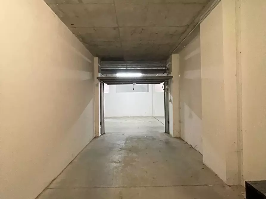 Immagine 17 di Trilocale in vendita  in Via Potenza 19/F a Lecce