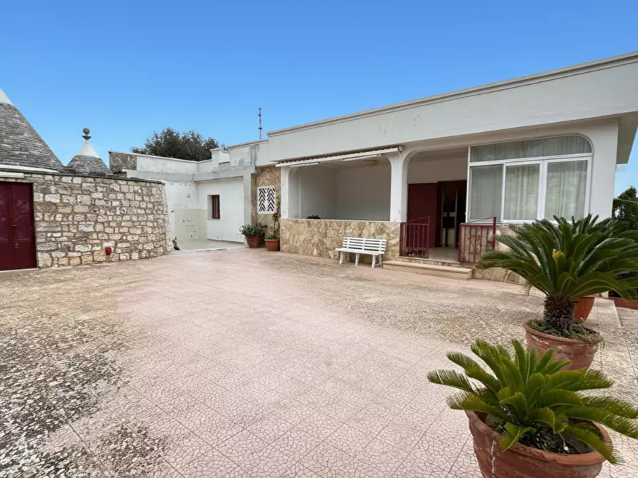 Immagine 4 di Villa in vendita  in Strada Paretone 201 a Martina Franca