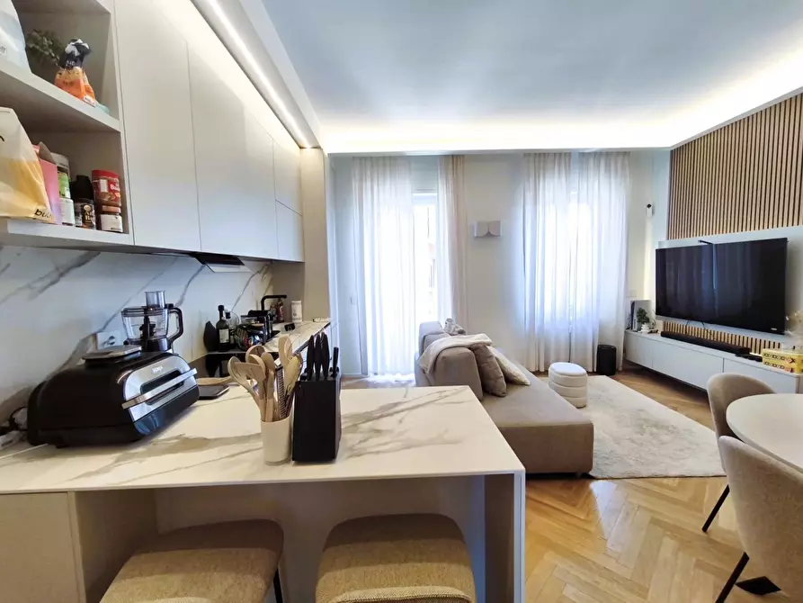 Immagine 11 di Appartamento in vendita  in Viale Misurata 23 a Milano