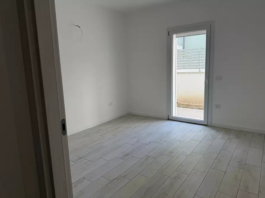 Immagine 9 di Appartamento in vendita  in Via Pratica di Mare a Pomezia