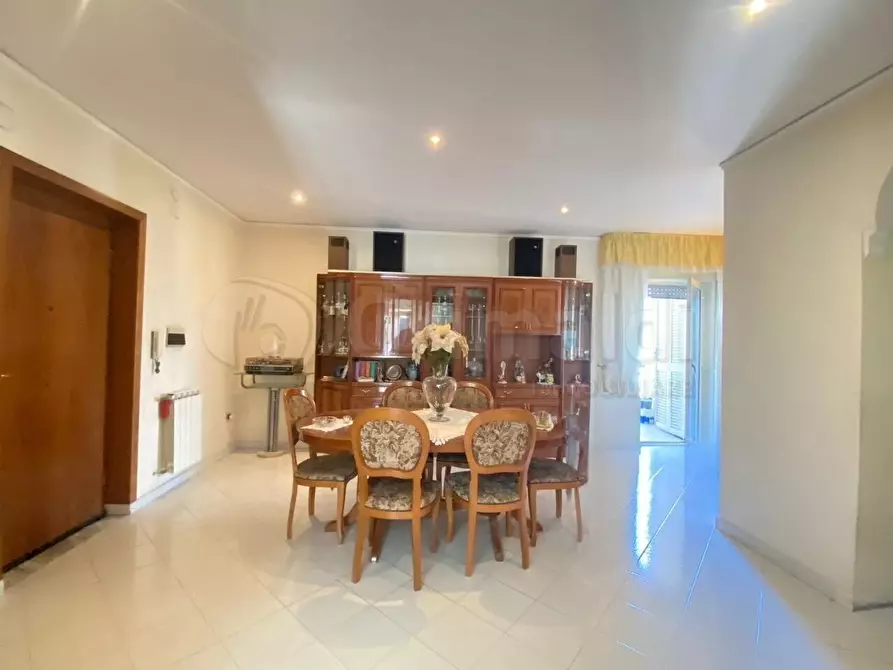 Immagine 3 di Trilocale in vendita  a Giugliano In Campania