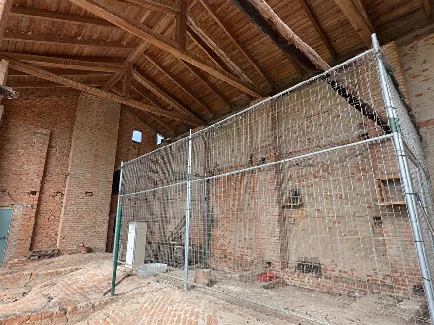 Immagine 18 di Rustico / casale in vendita  in via umberto 1 a Greggio