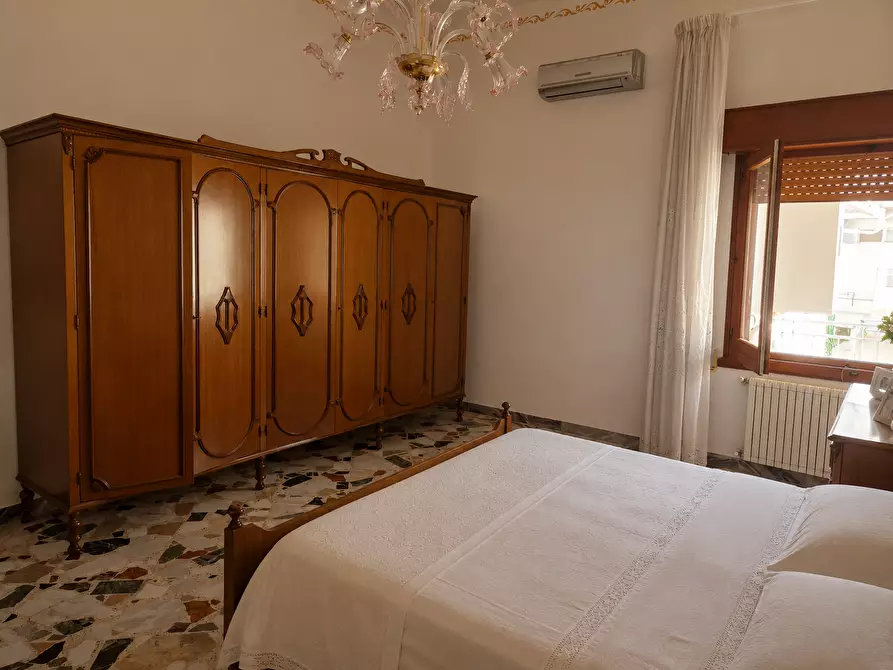 Immagine 12 di Appartamento in vendita  in Via Guido Rossa 11 a Torre Santa Susanna