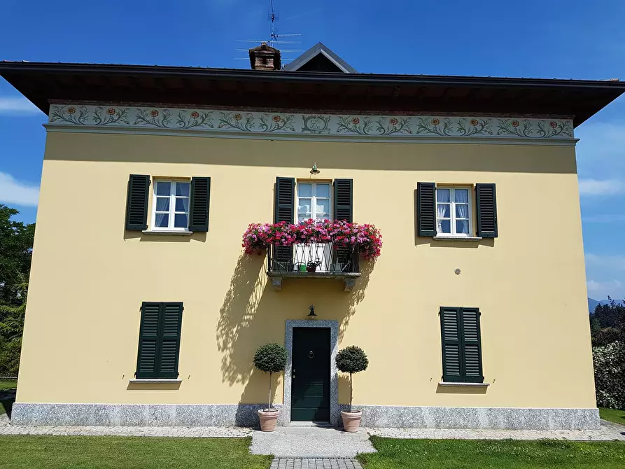 Immagine 1 di Appartamento in vendita  in Via della Noce 116 a Alzate Brianza