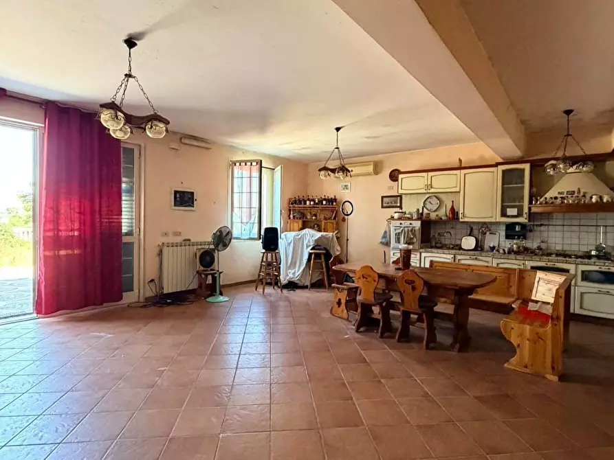 Immagine 10 di Casa indipendente in vendita  in Via delle Acacie 19 a Aprilia