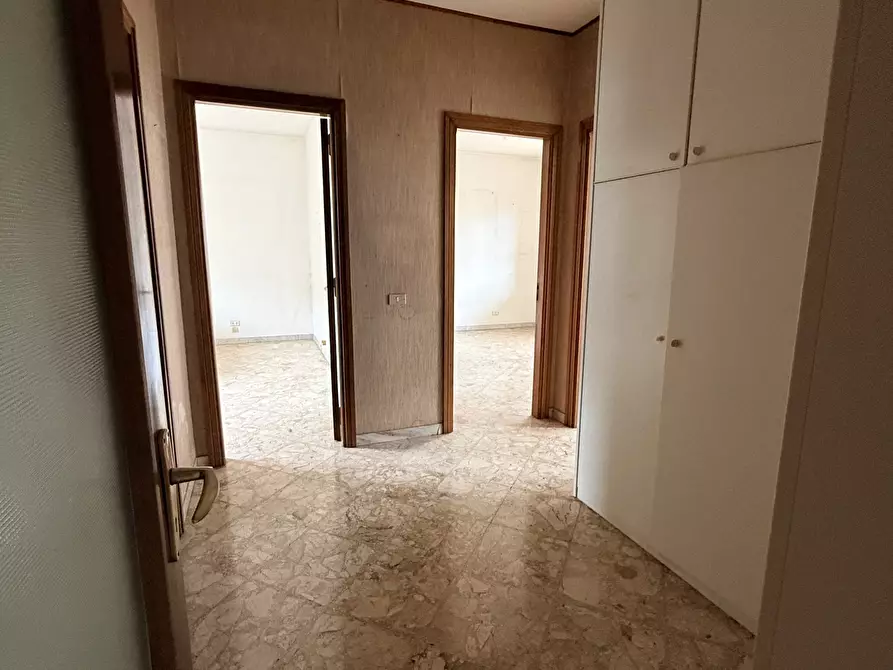 Immagine 18 di Pentalocale in vendita  in Via Michele Saponaro 2 a Lecce