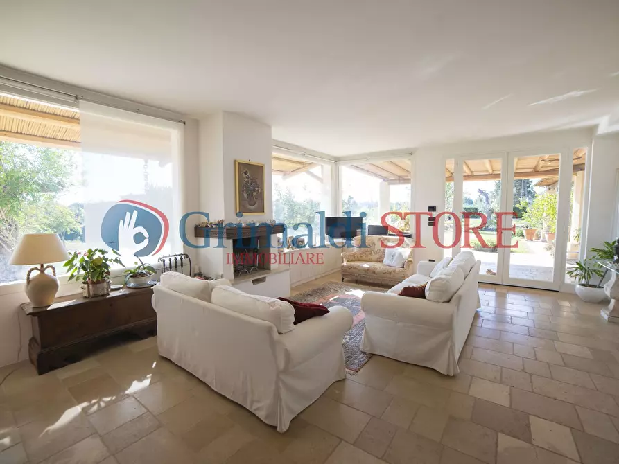 Immagine 1 di Villa in vendita  in Via Sardegna 19 a Monteroni Di Lecce