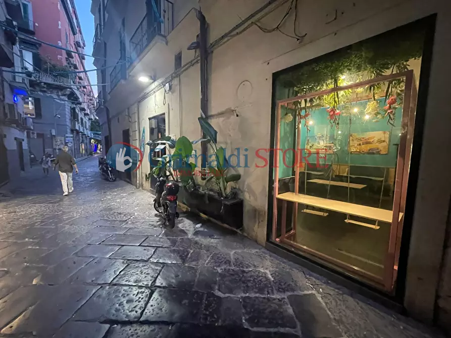 Immagine 1 di Bar / Ristorante in affitto  in vico belledonne 2 a Napoli