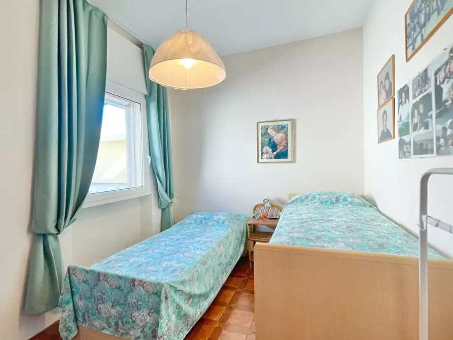 Immagine 14 di Quadrilocale in vendita  in Via Gioacchino Rossini 4 a Porto Cesareo