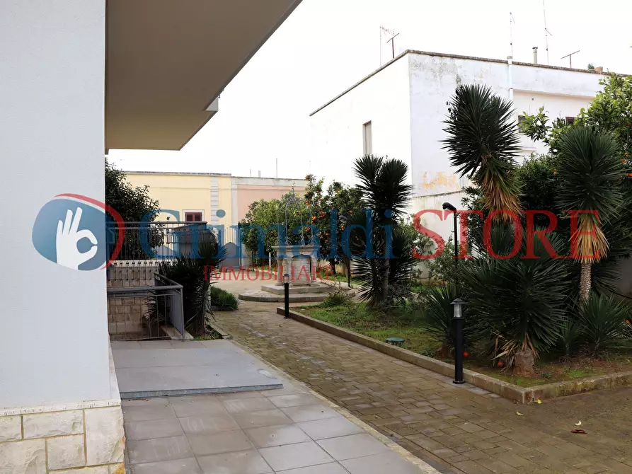 Immagine 12 di Villa in vendita  in Via Santo Giuseppe 1a a Squinzano