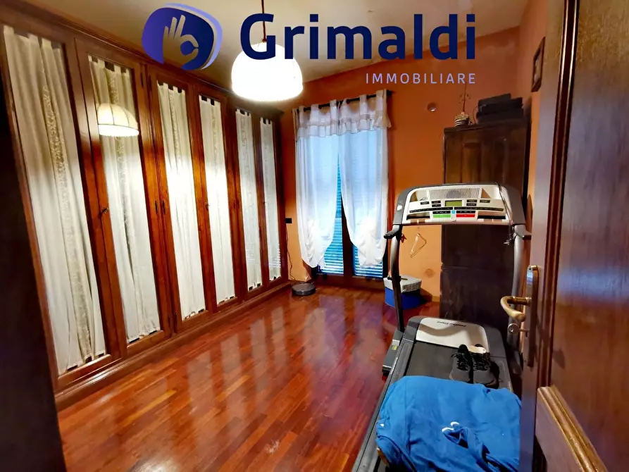 Immagine 22 di Villa in vendita  a Napoli