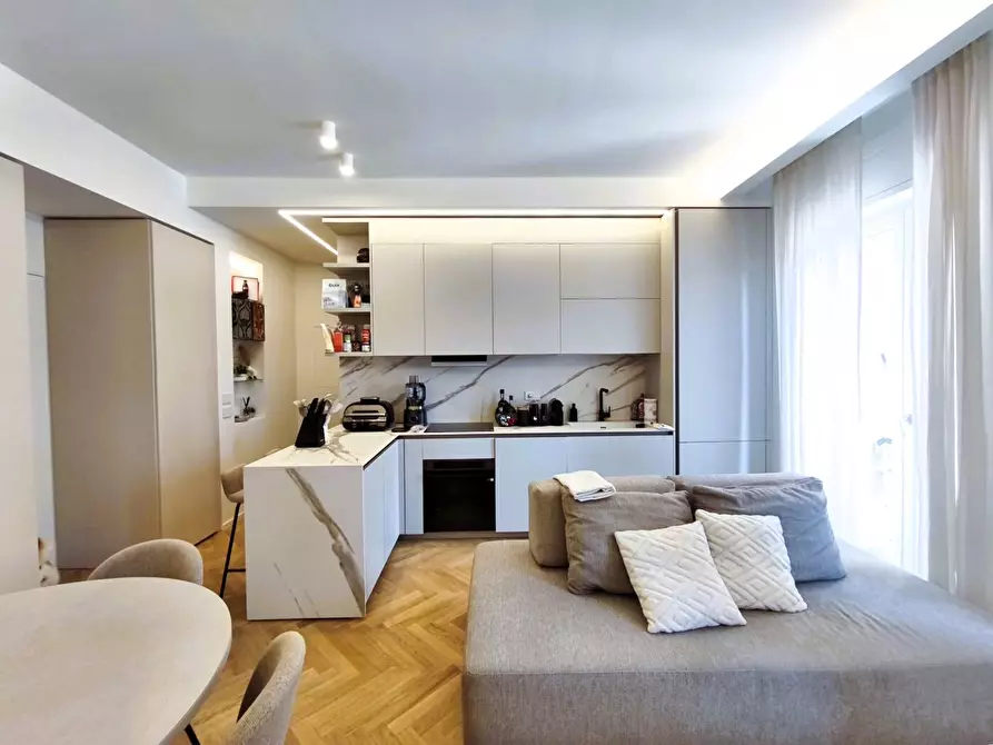 Immagine 6 di Appartamento in vendita  in Viale Misurata 23 a Milano