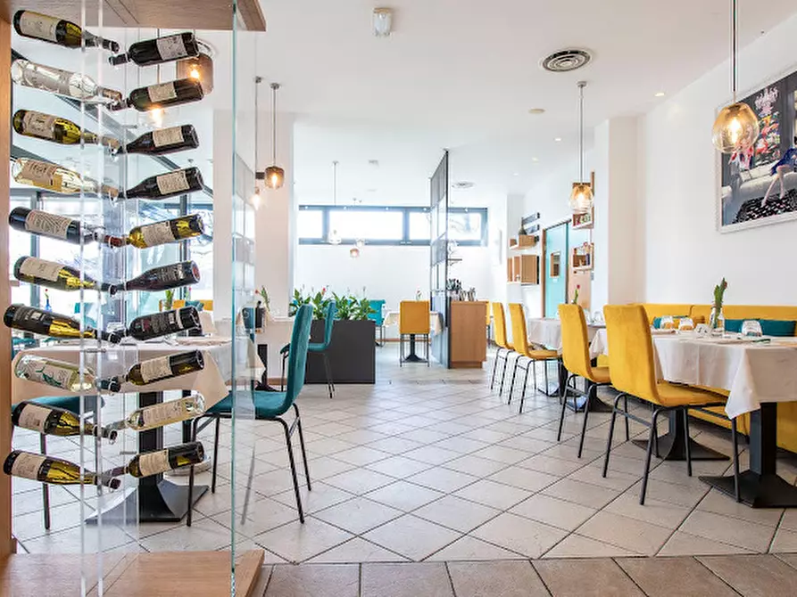 Immagine 9 di Bar / Ristorante in vendita  in Via Cantù 27/A a Cucciago