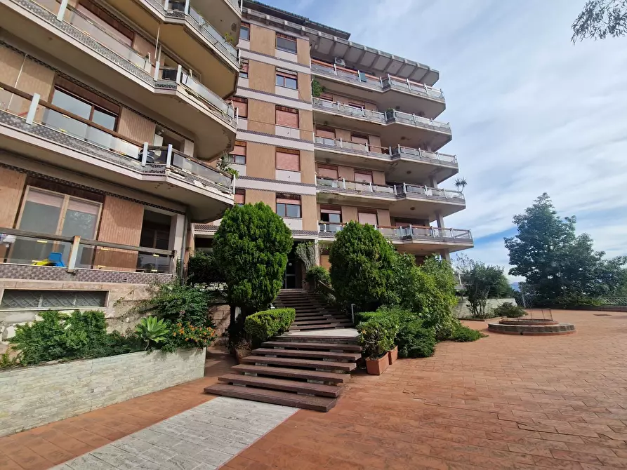 Immagine 2 di Appartamento in vendita  in Via Ducezio 36 a Messina