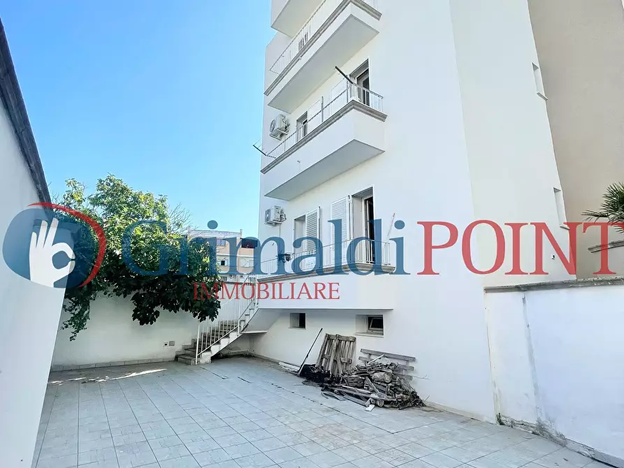 Immagine 41 di Trilocale in vendita  in Via San Nicola 21 a Lizzanello