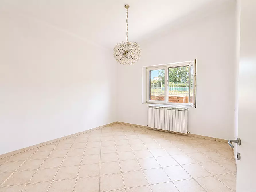 Immagine 4 di Casa bifamiliare in vendita  in via degli Abeti 6 a Anzio