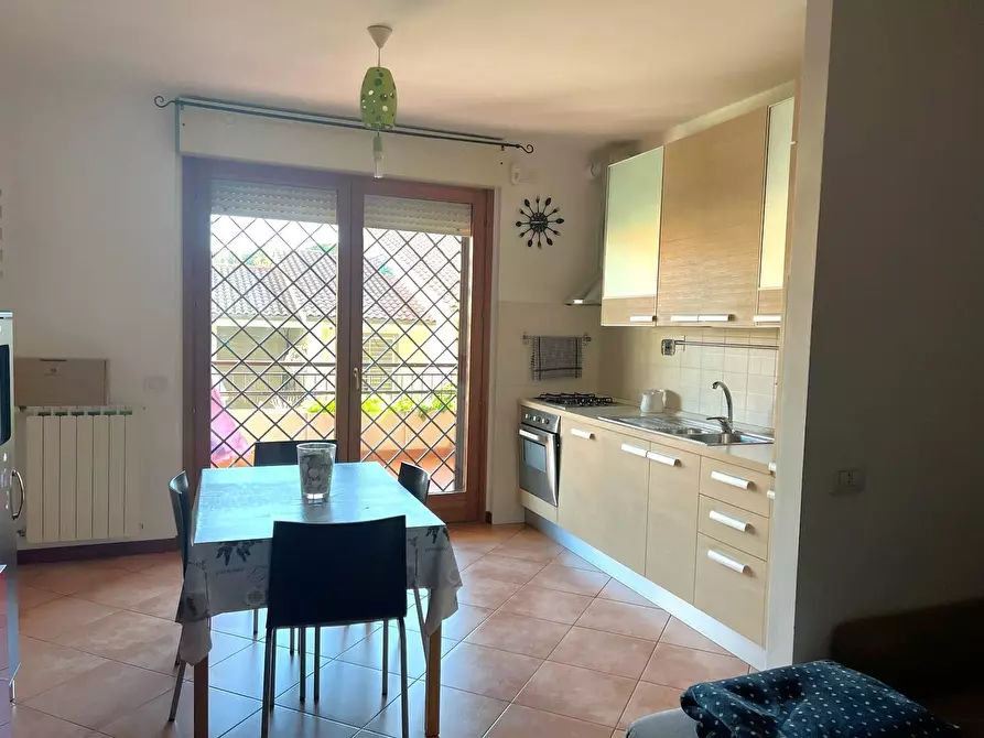 Immagine 6 di Bilocale in vendita  in Via Padre Perilli a Roma