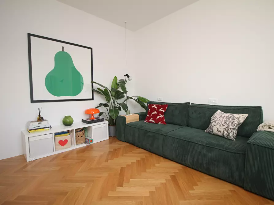 Immagine 8 di Trilocale in vendita  in SALITA SAN DONATO 6 a Como