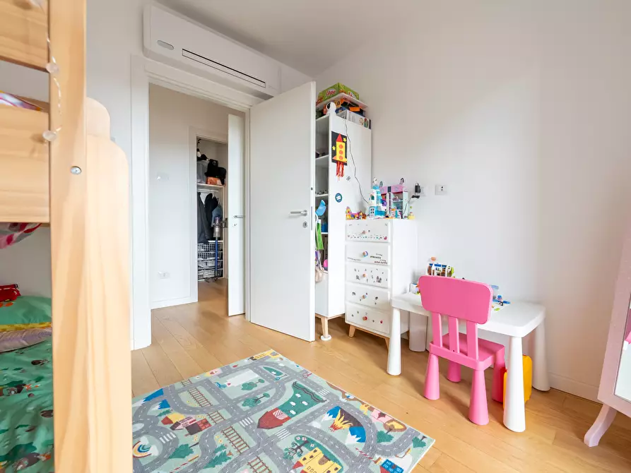 Immagine 19 di Appartamento in vendita  in Viale Pablo Neruda a Roma