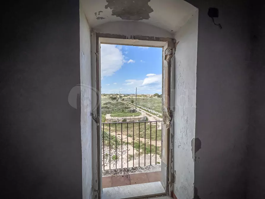 Immagine 14 di Villa in vendita  in VIA MALLIA 47 a Siracusa