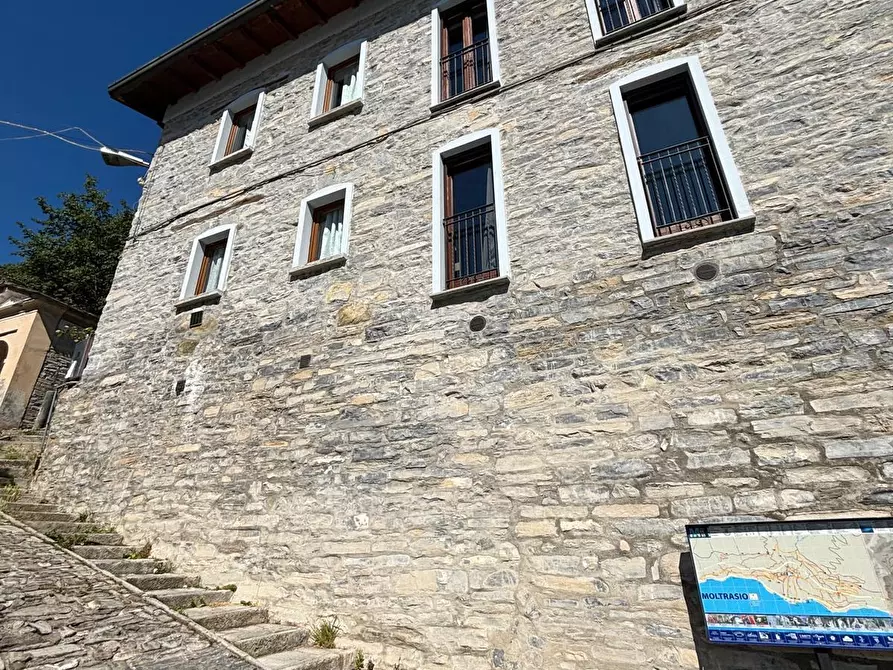 Immagine 4 di Appartamento in vendita  in Via al Noce 24 a Moltrasio
