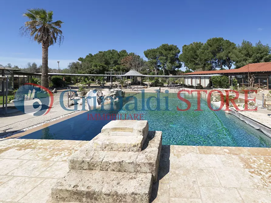 Immagine 54 di Casa indipendente in vendita  in C.S. Lu Monte 1 a Lizzanello