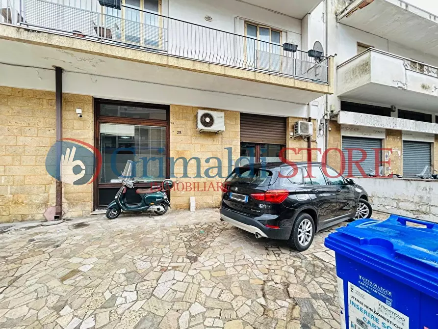 Immagine 24 di Trilocale in vendita  in Viale Japigia 27 a Lecce