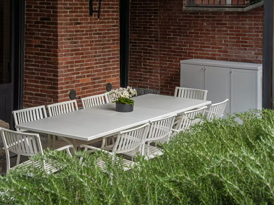 Immagine 5 di Pentalocale in affitto  in Via Vittorio Veneto 5 a Fino Mornasco