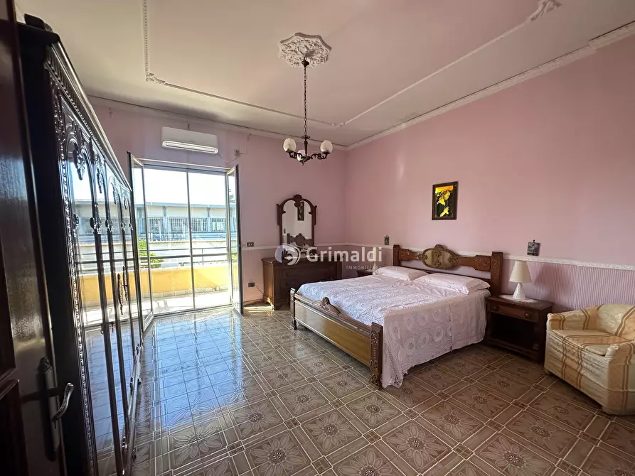 Immagine 19 di Villa in vendita  in Via G. Pastore 32 a Acerra