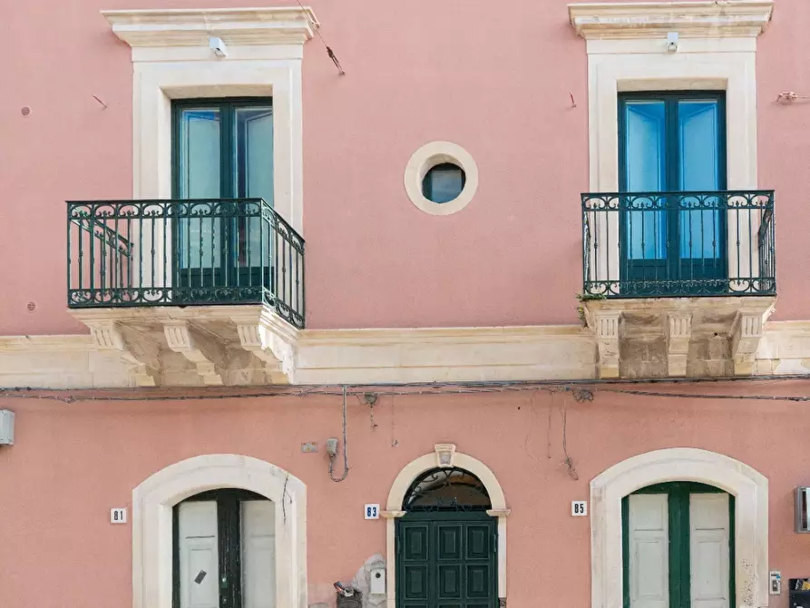 Immagine 21 di Appartamento in affitto  in Via Re Martino 83 a Aci Castello