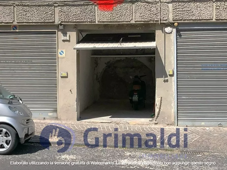 Immagine 5 di Garage in vendita  in Via Torquato Tasso 189 a Napoli